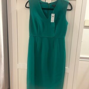 Ann Taylor Green Sleeveless Midi Dress